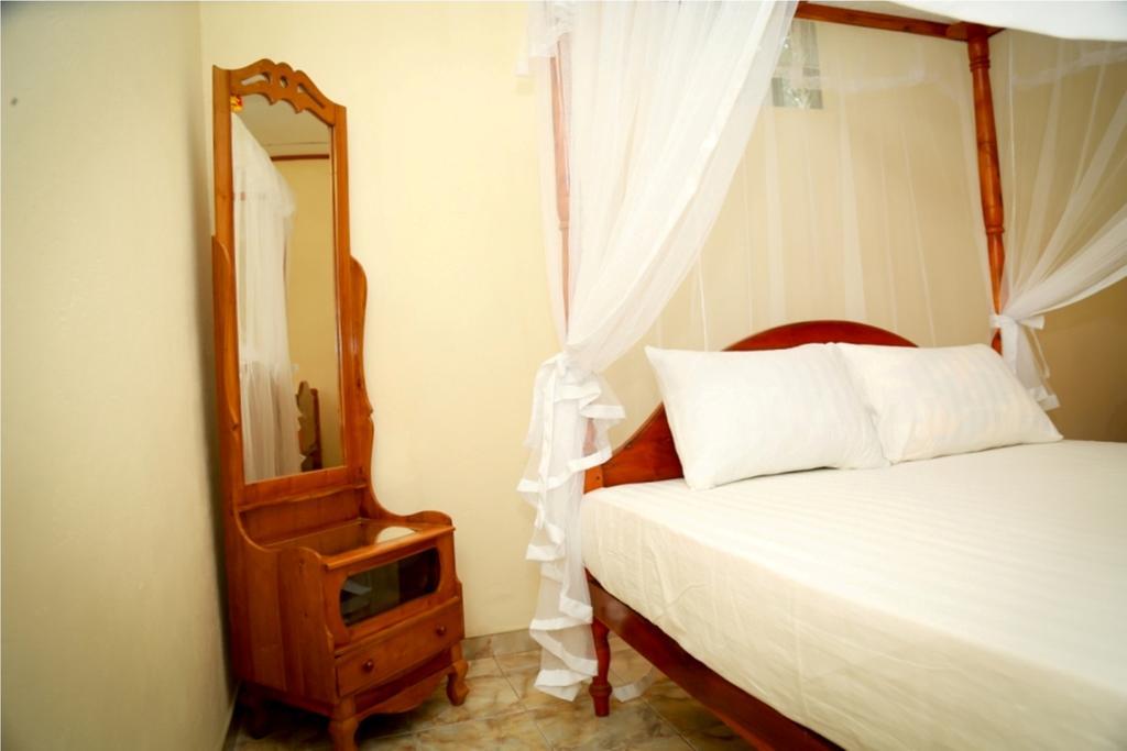 טנגלה Jaya Home Stay מראה חיצוני תמונה